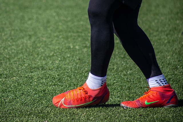 人的防守持 人的防守持